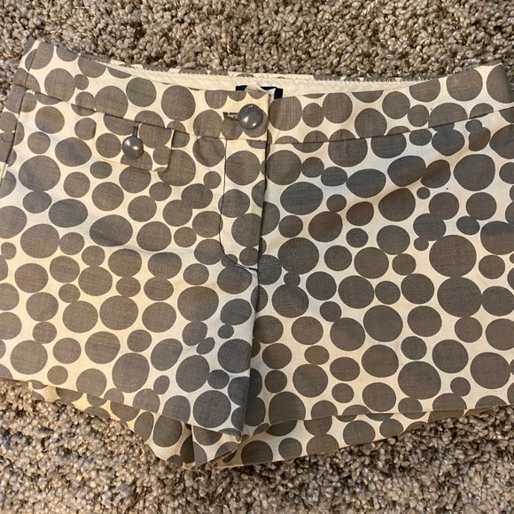 J CREW Cream & Grey Polkadot 100% Cotton Shorts(4) - Picture 6 of 8
